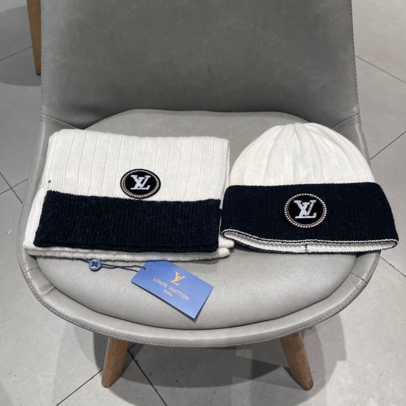 Louis Vuitton Caps Scarfs